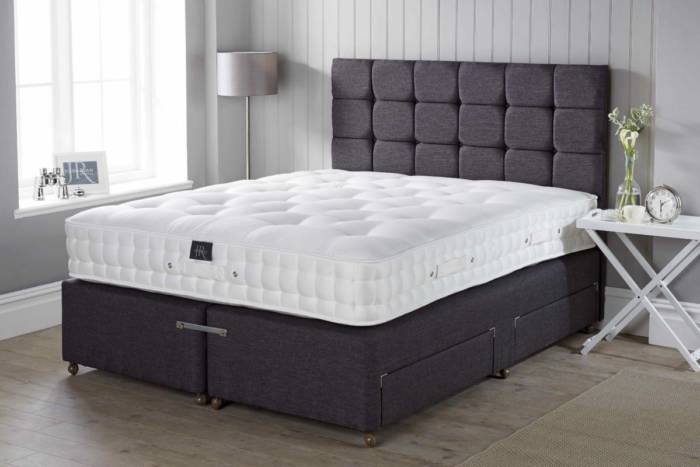 An artisan 1500 luxury mattress