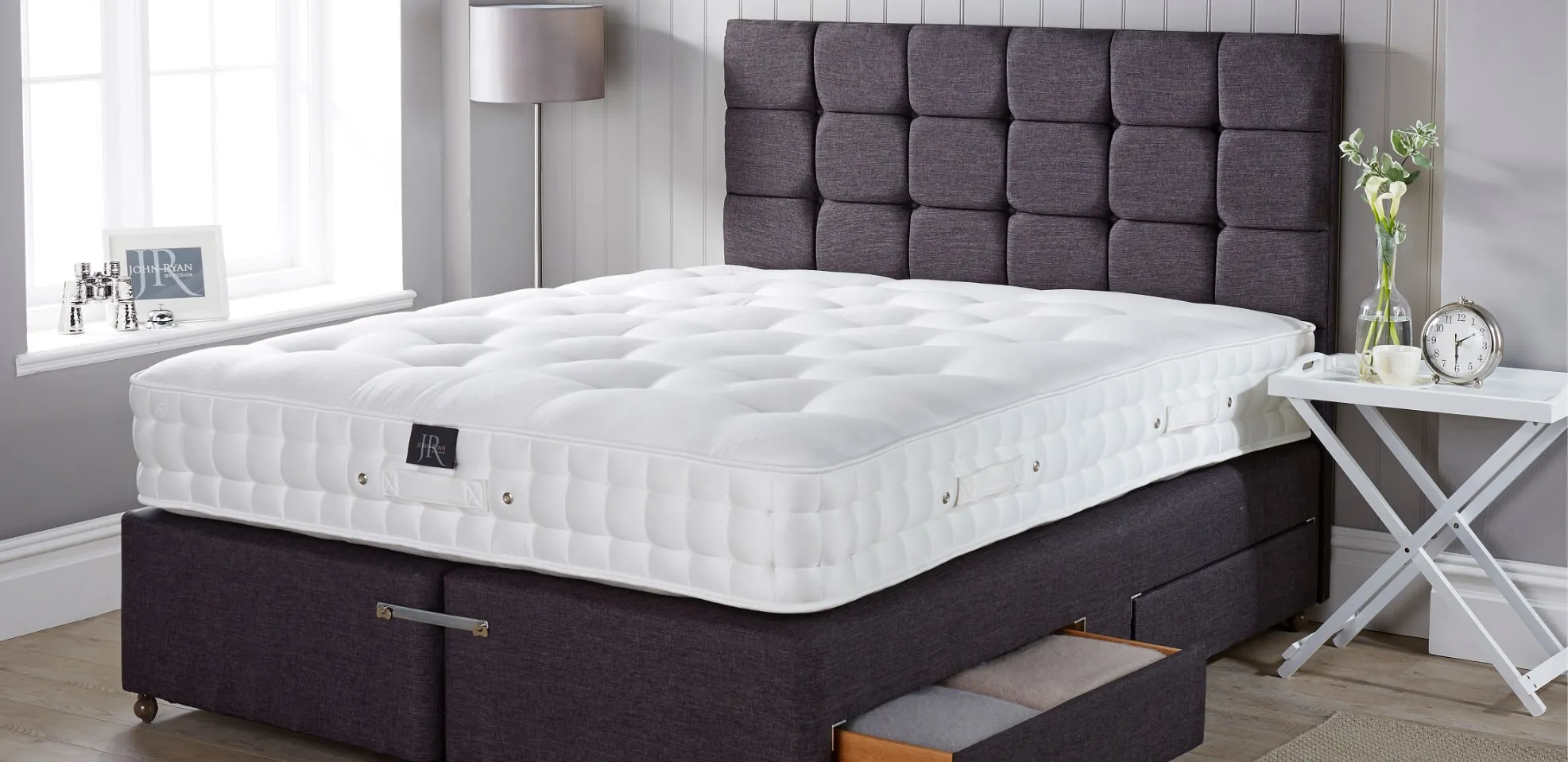 The Artisan 1500 mattress, with details of the mattress ticking