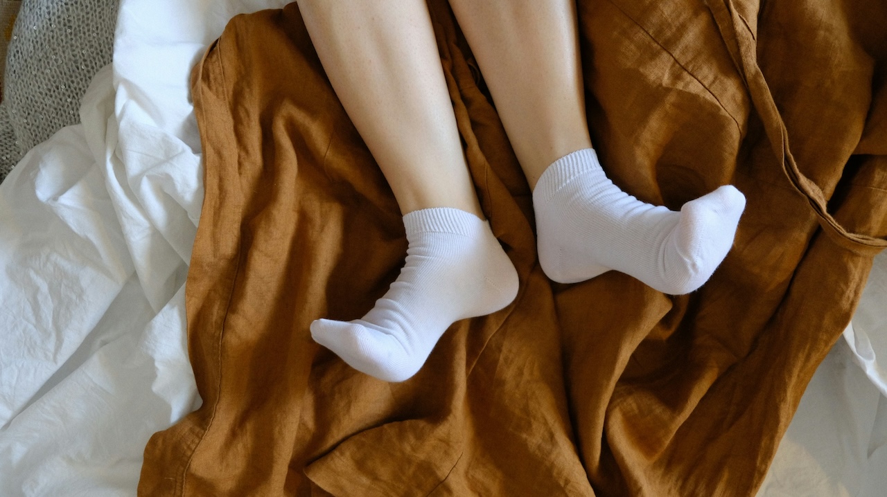 Wearing socks to bed