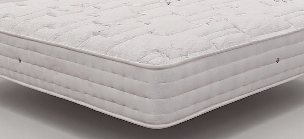 Non tufted mattress