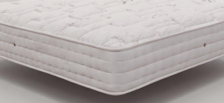 Non tufted mattress