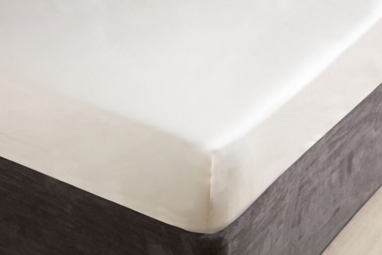 Extra deep fitted sheet ivory