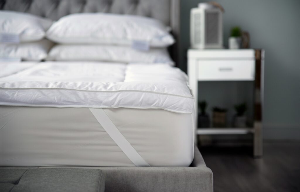 Silk mattress topper