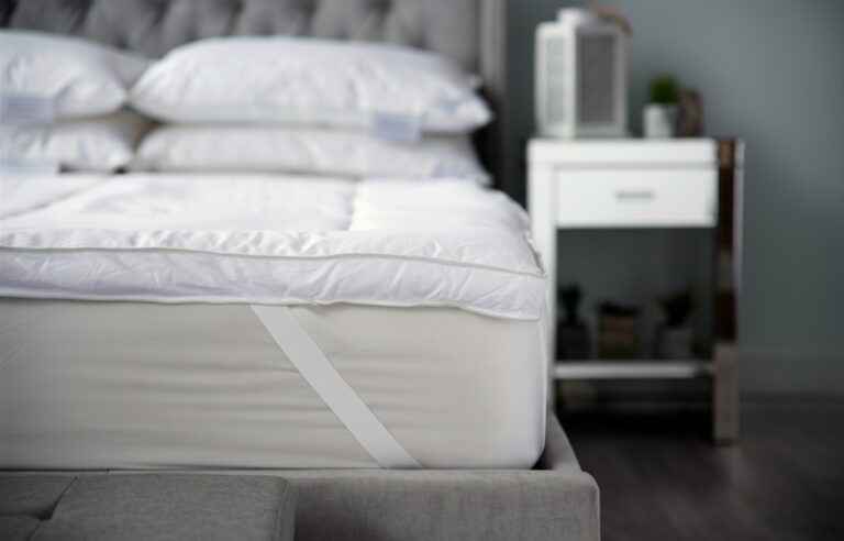 Silk mattress topper