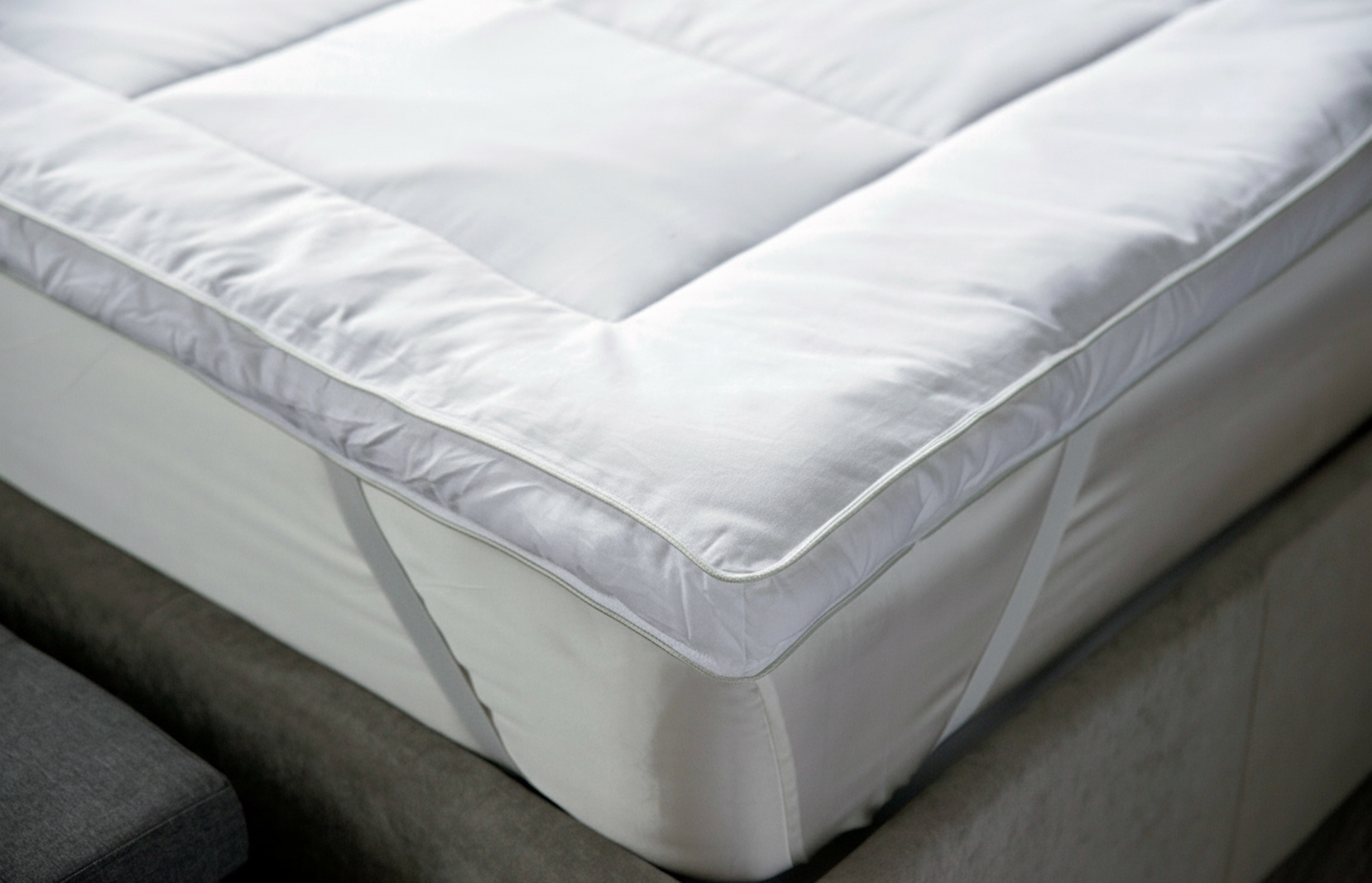 Silk mattress topper