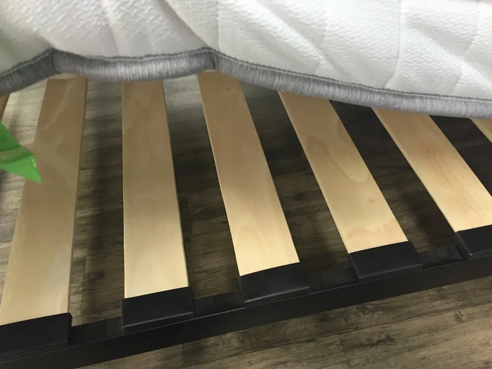 in many sizes 60x120 cm 160x200 cm Best For You slatted frame made from 8 solid solid wooden slats Suitable for all mattresses 60x120-8 slats 