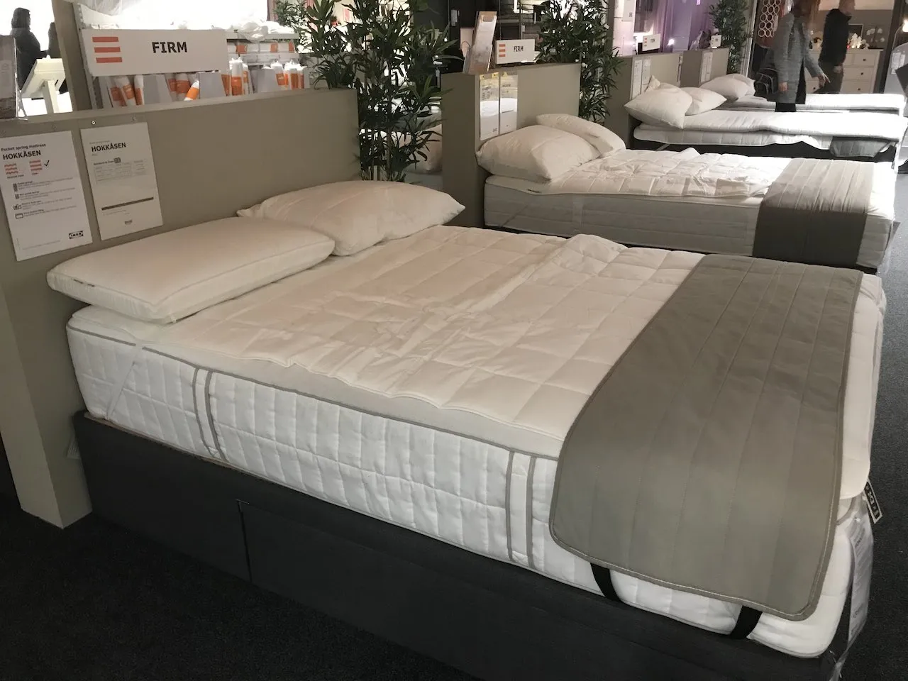 Hokkasen mattress in a showroom