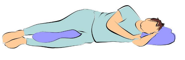 A picture showing how you can sleep better as a side sleeper